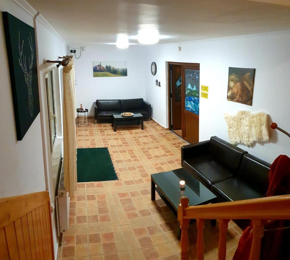 Pensiunea La Padure Cheia, Prahova Ξενοδοχείο Măneciu Εξωτερικό φωτογραφία